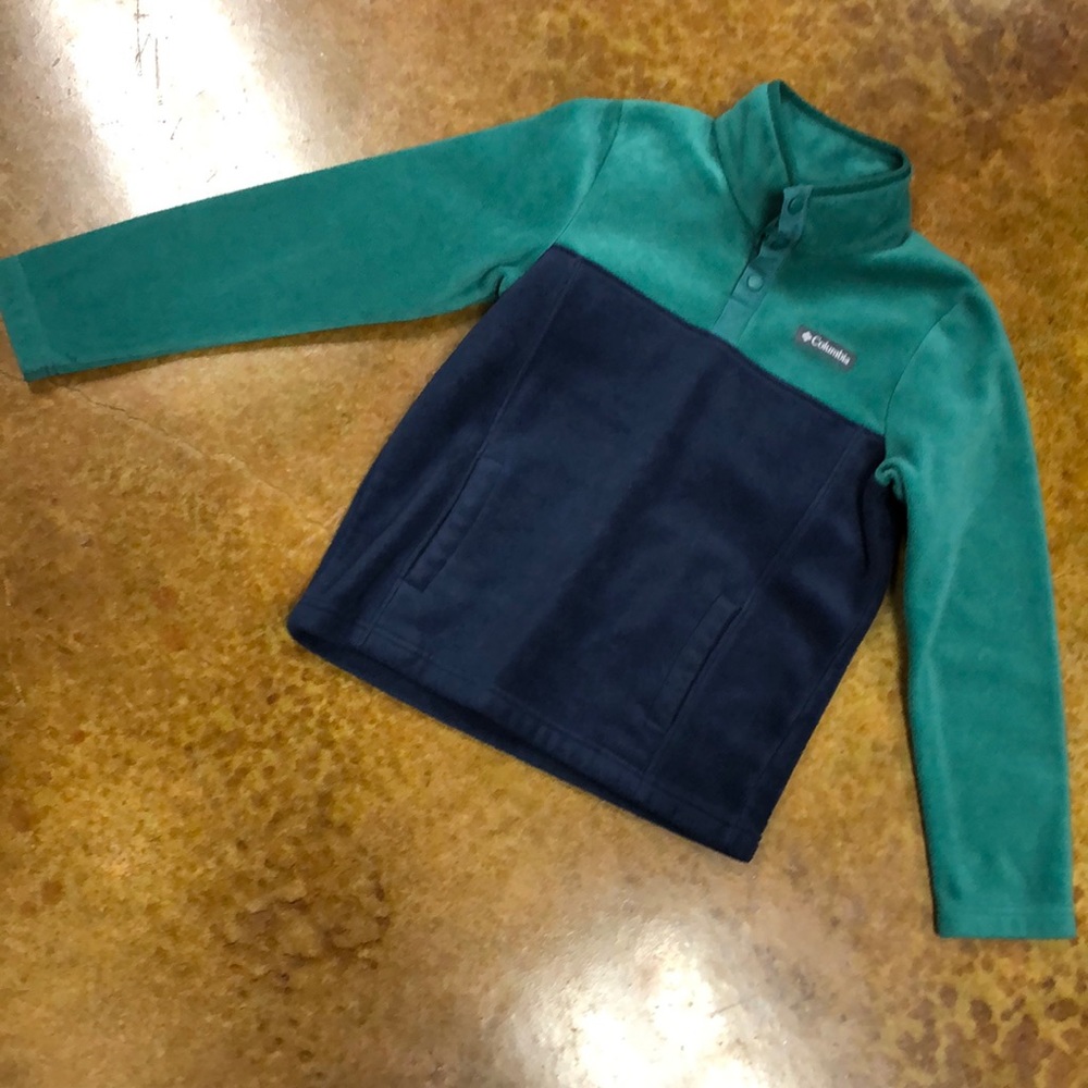 M Columbia Fleece Pullover